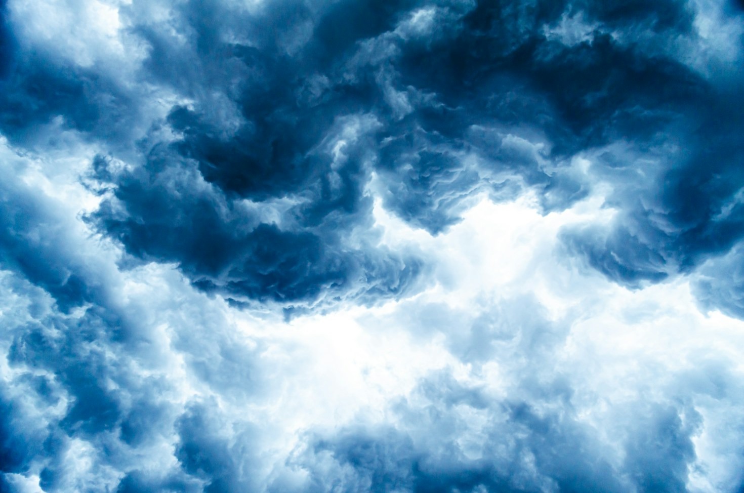 How Modern Supercomputers Predict Dangerous Hurricane Tracks